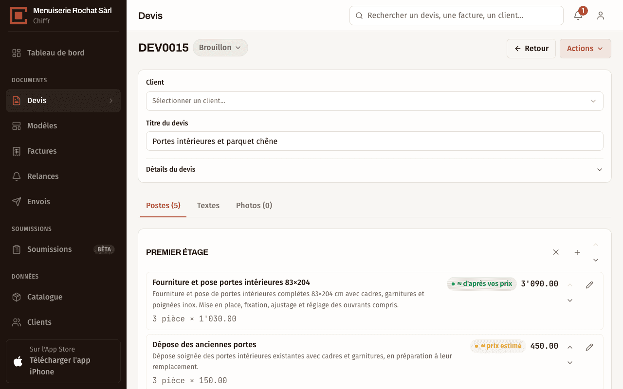 Devis en brouillon dans Chiffr après la génération : client, titre, postes rangés par catégorie avec les mentions d'après vos prix et prix estimé